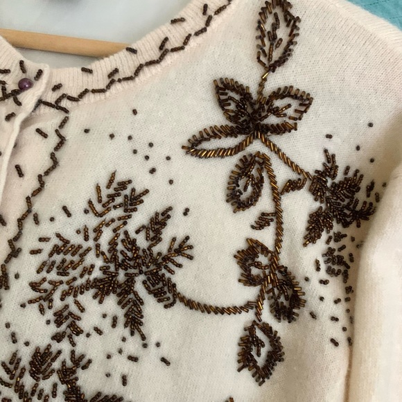 Vintage Cream Lambswool Beaded Cardigan Sweater - Picture 2 of 14